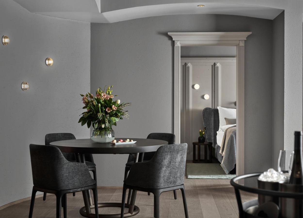 Hotel Weisses Roessl Кицбюэль Экстерьер фото