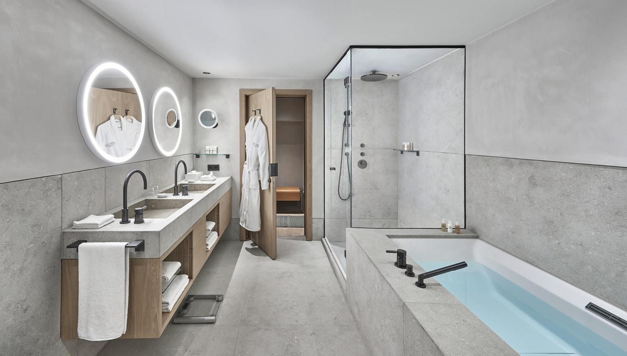 Hotel Weisses Roessl Кицбюэль Экстерьер фото