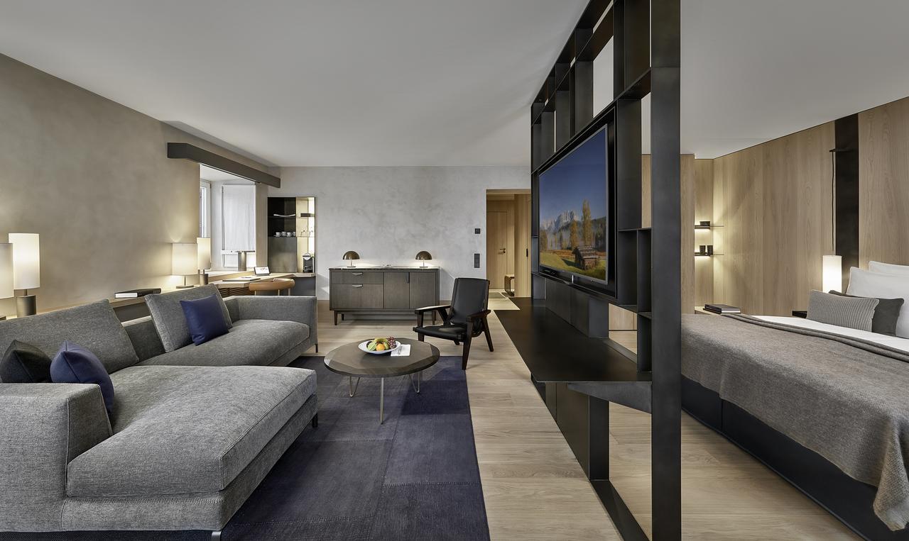 Hotel Weisses Roessl Кицбюэль Экстерьер фото