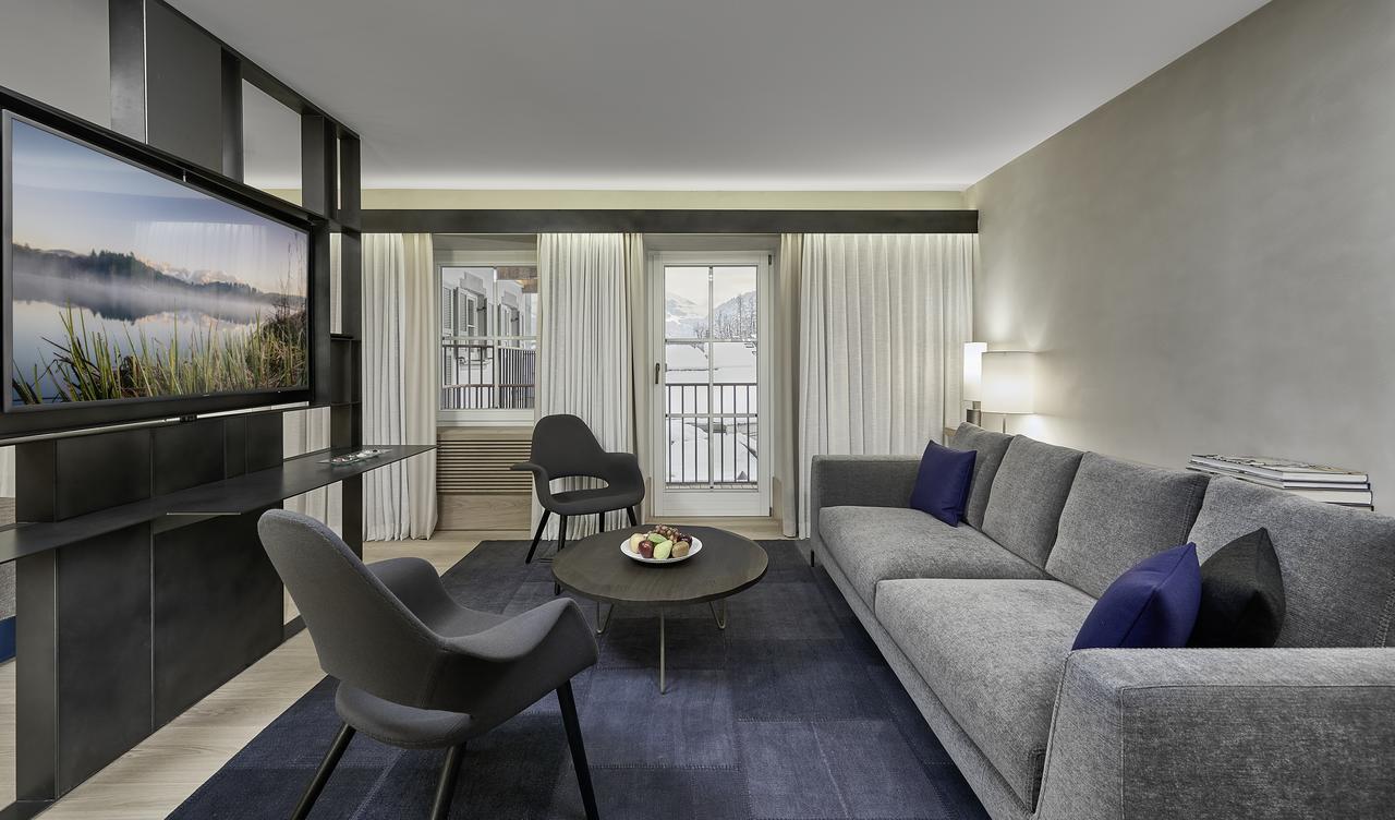 Hotel Weisses Roessl Кицбюэль Экстерьер фото