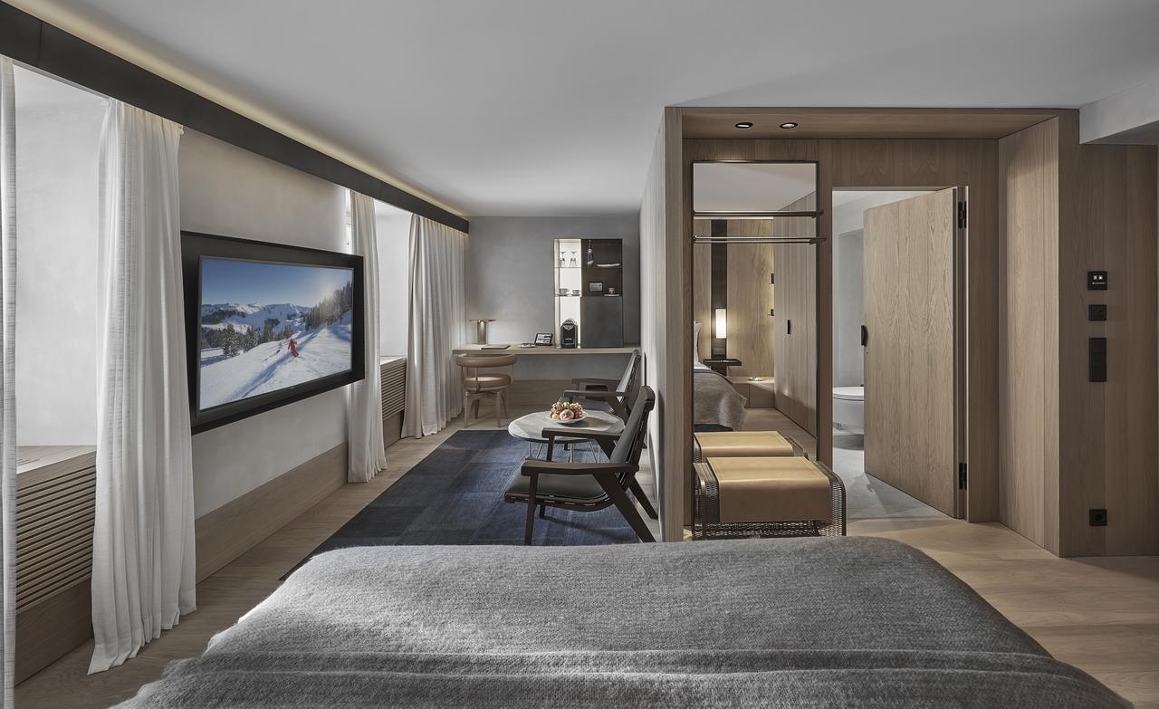 Hotel Weisses Roessl Кицбюэль Экстерьер фото