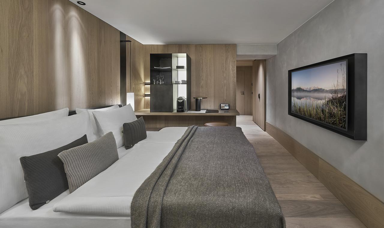 Hotel Weisses Roessl Кицбюэль Экстерьер фото