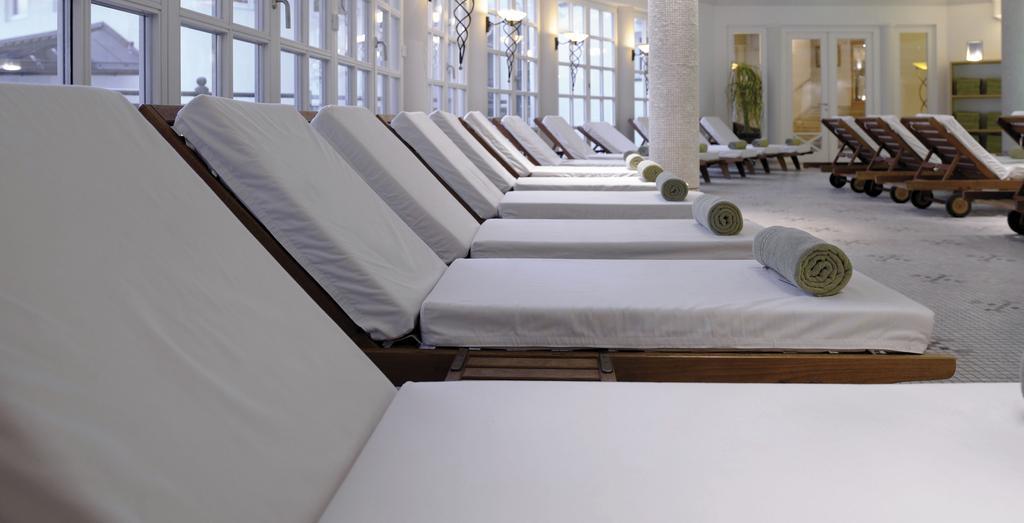 Hotel Weisses Roessl Кицбюэль Экстерьер фото